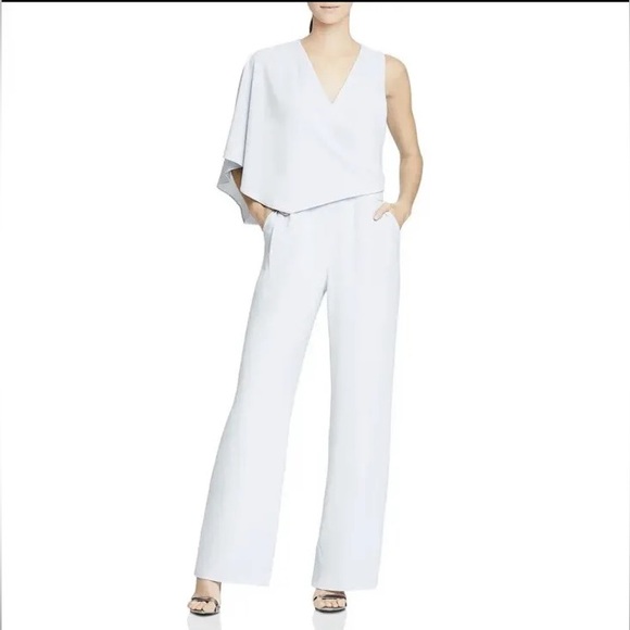 $150 NWT Halston Asymmetric one-shoulder Jumpsuit Sz 6 in Light Blue - Picture 2 of 5